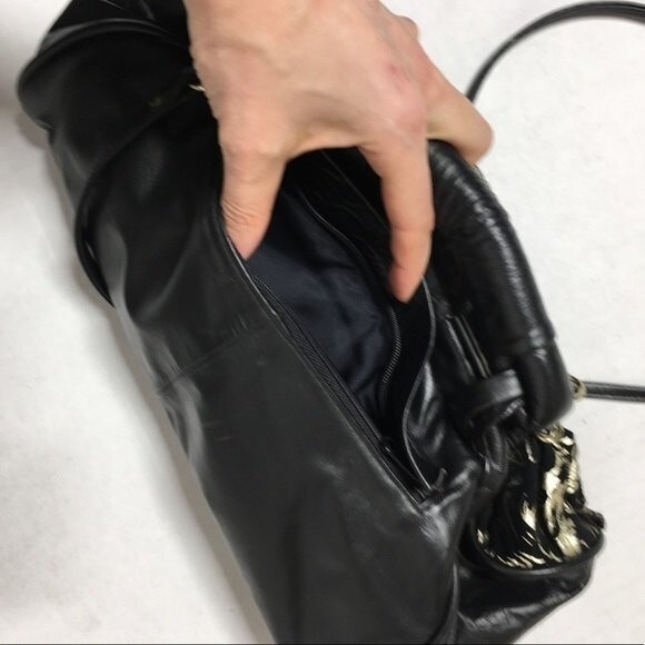 Lopez Camacho Gold Floral Design Leather Bag - Picture 10 of 15